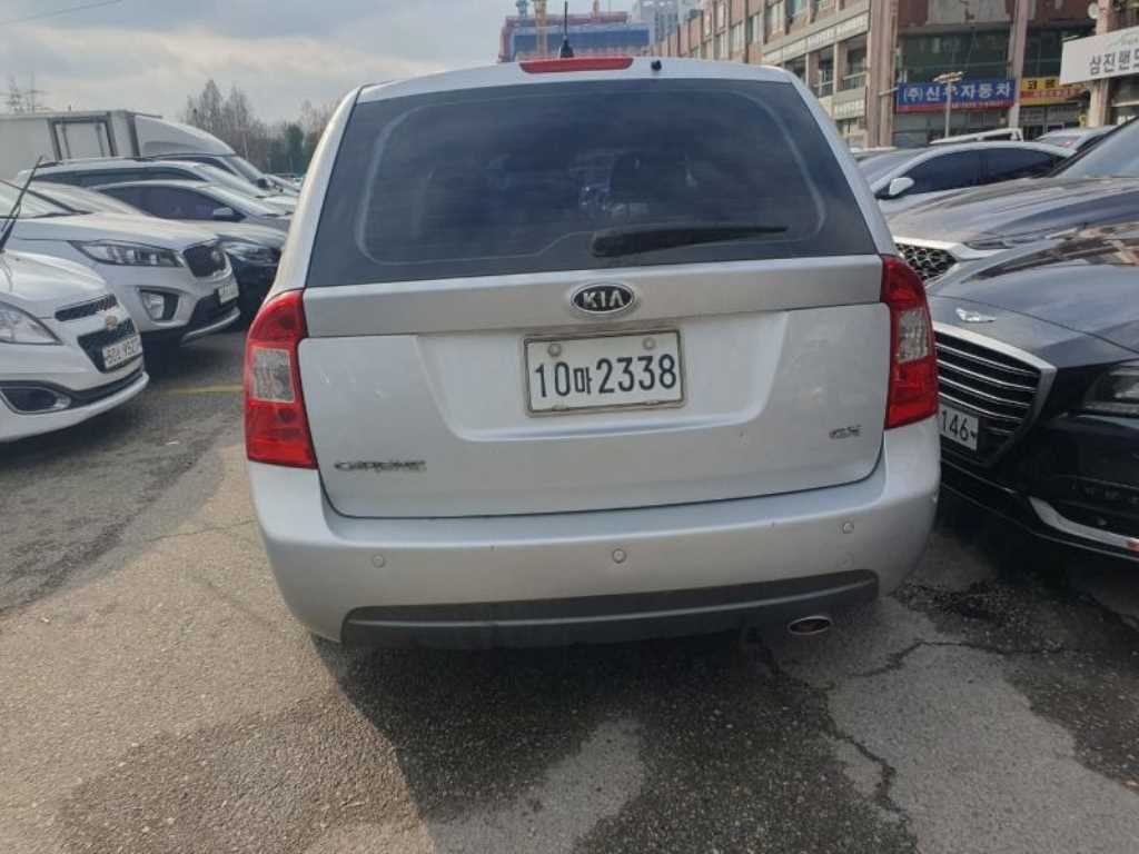KIA Carens - Vista 2