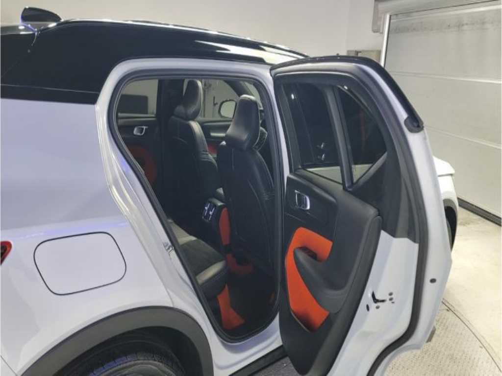 Volvo XC40 2021 - Importación desde Corea - HF Imports Iquique - Foto 18