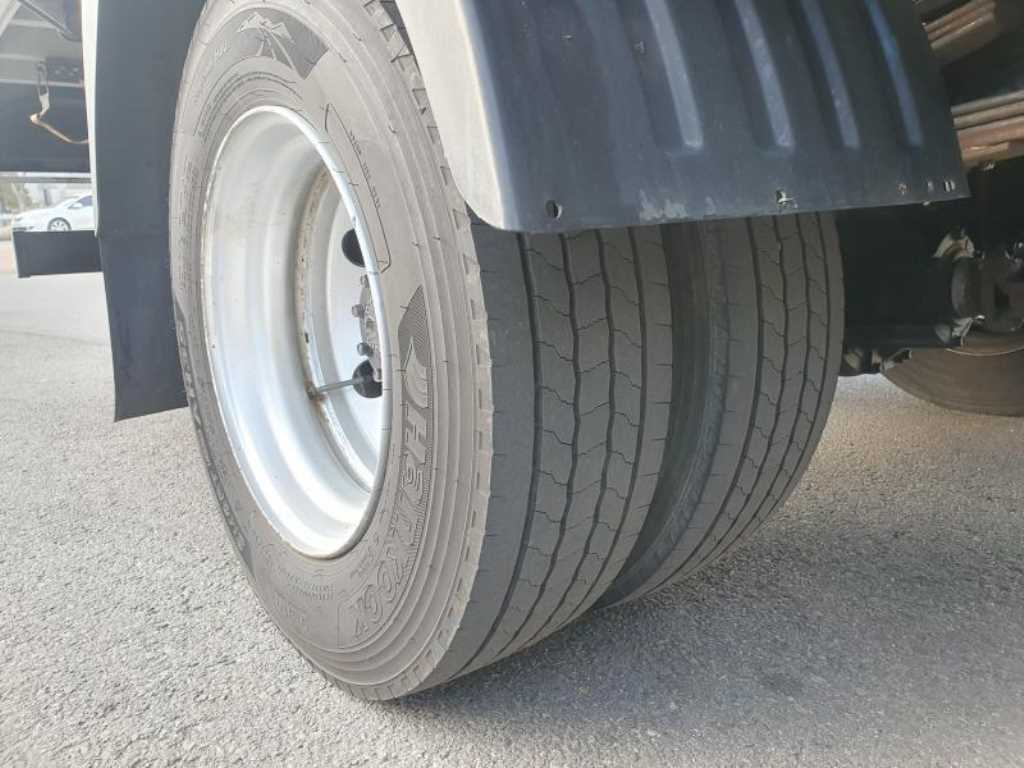 medium and large cargo truck 2020 Blanco - Importación desde Corea - HF Imports Iquique - Foto 16