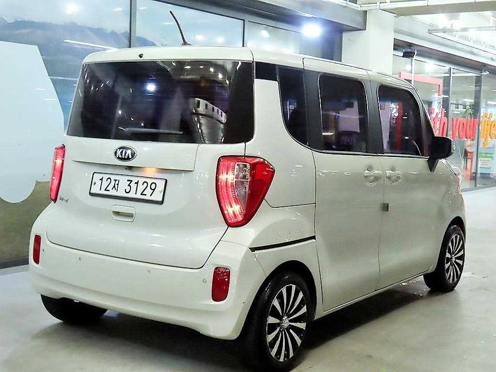 KIA Ray - Vista 4
