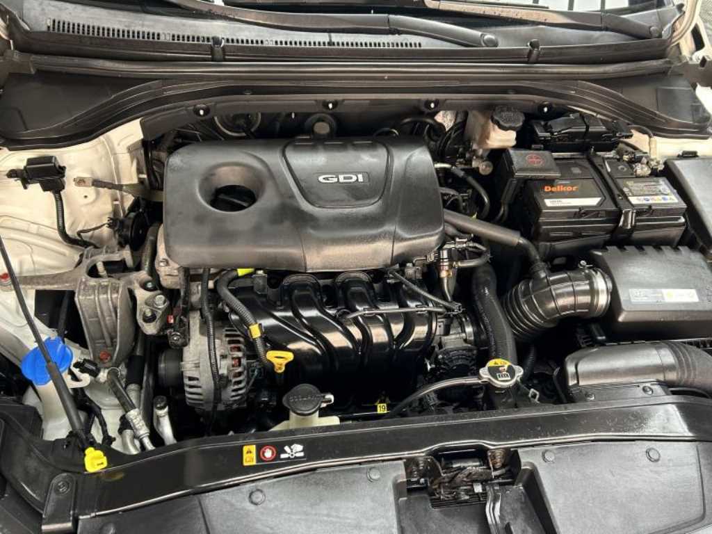 HYUNDAI Avante 2017 Blanco - Importación desde Corea - HF Imports Iquique - Foto 16