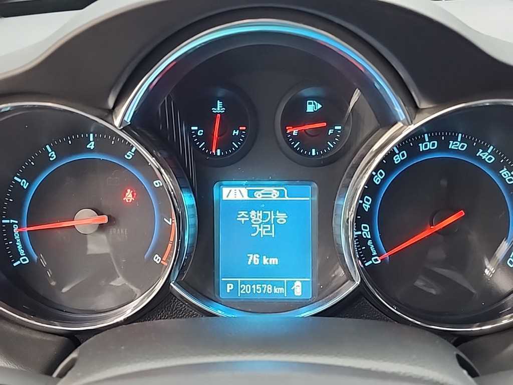 Chevrolet Cruise - Vista 6