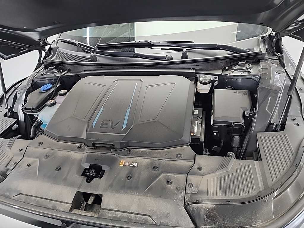 HYUNDAI Ioniq 5 - Vista 5