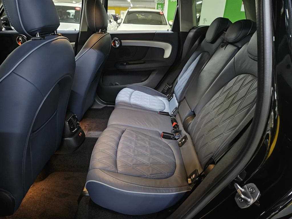 Mini Countryman - Vista 7