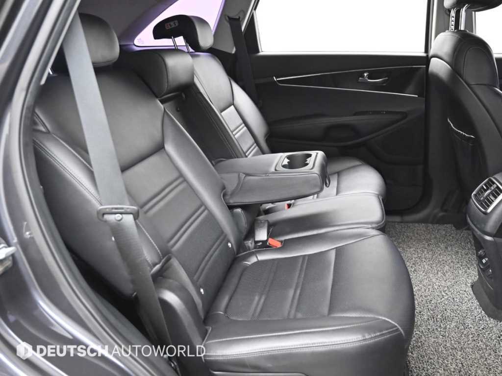 KIA Sorento - Vista 12