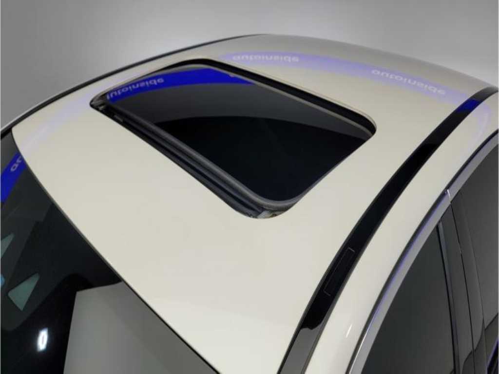 Mercedes Benz E class - Vista 6