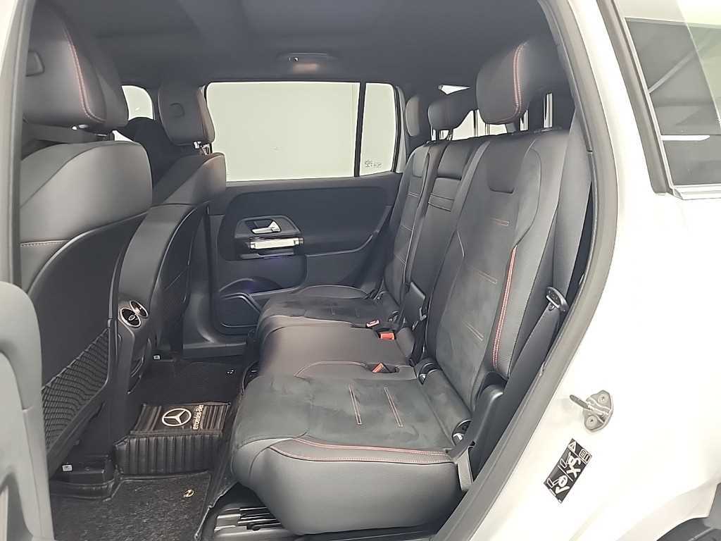 Mercedes Benz GLB Class - Vista 12