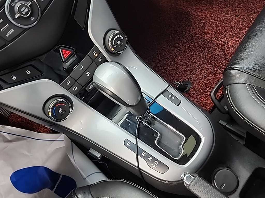 Chevrolet Cruise - Vista 8