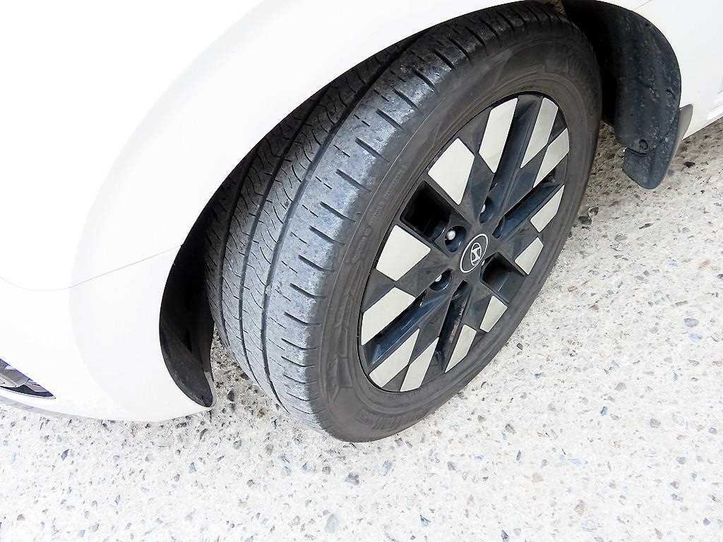 HYUNDAI Staria 2025 Blanco - Importación desde Corea - HF Imports Iquique - Foto 20