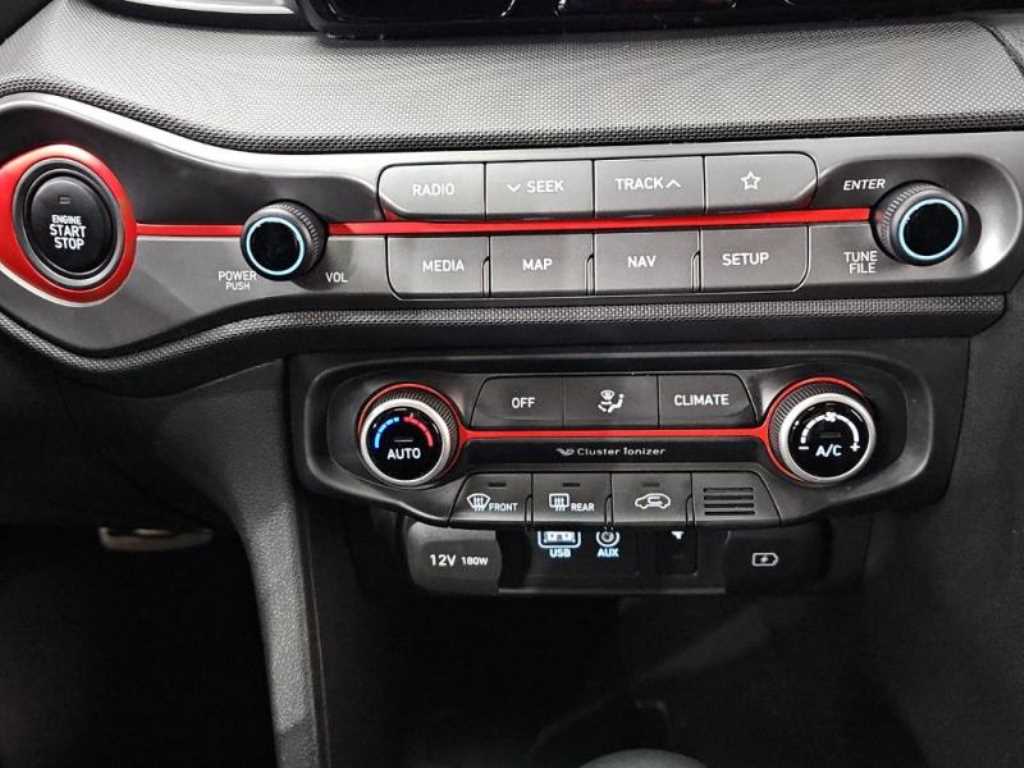 HYUNDAI Veloster - Vista 10