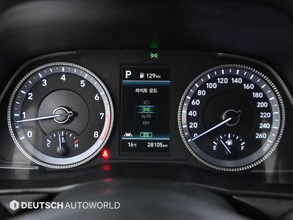 HYUNDAI Sonata - Vista 8