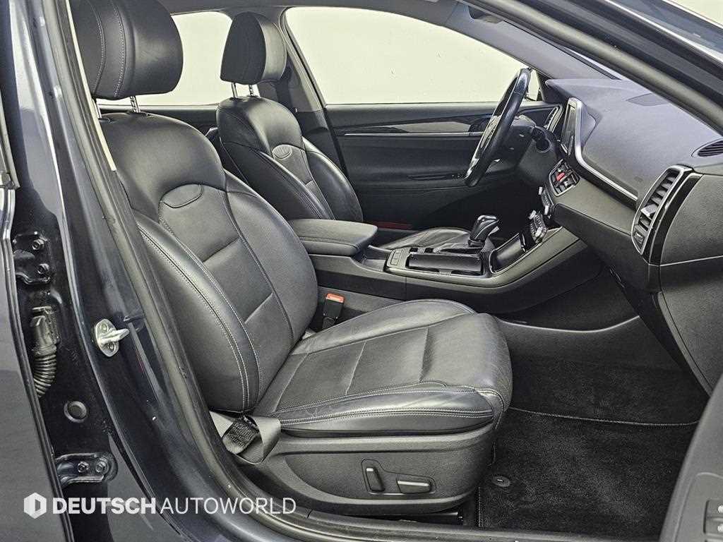 HYUNDAI Grandeur - Vista 10