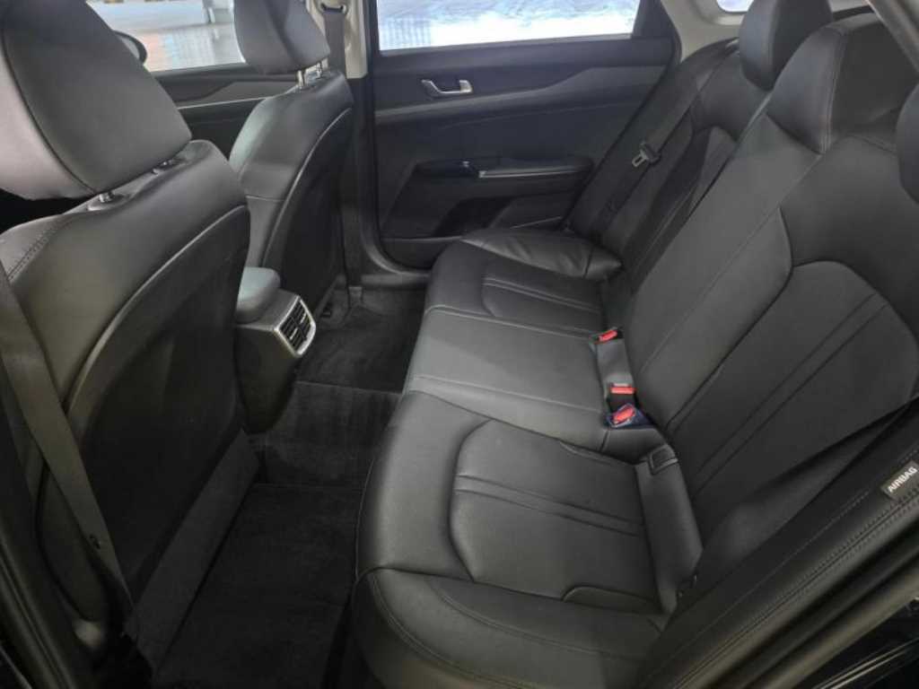 KIA K5 - Vista 7