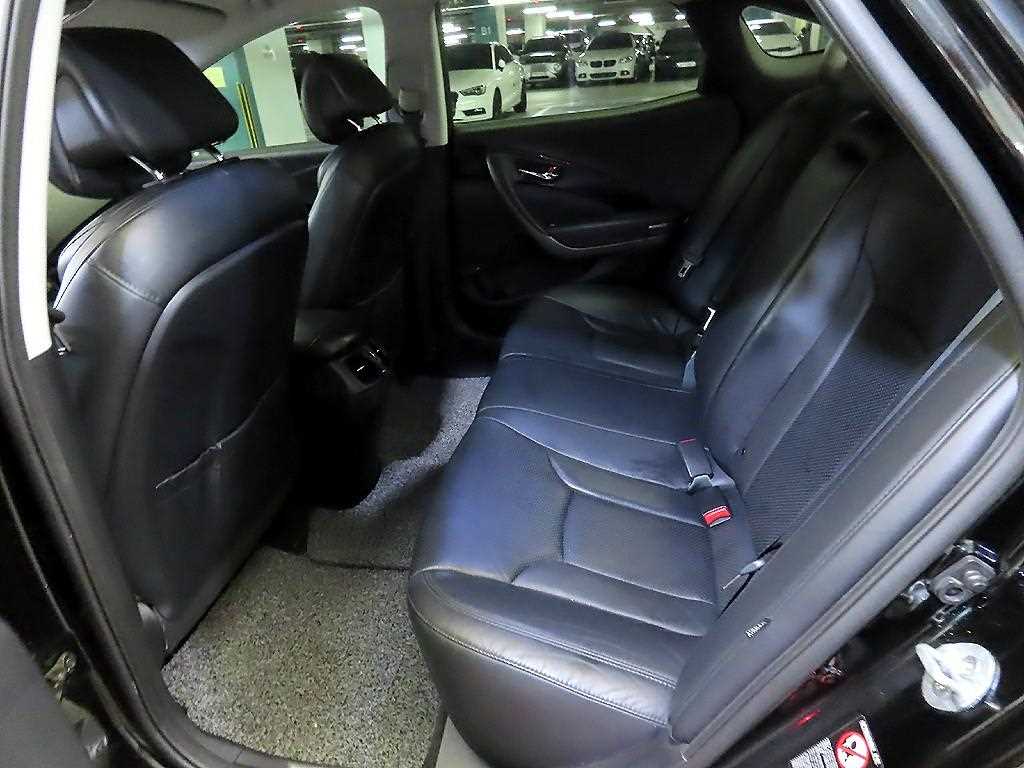 HYUNDAI Grandeur - Vista 7