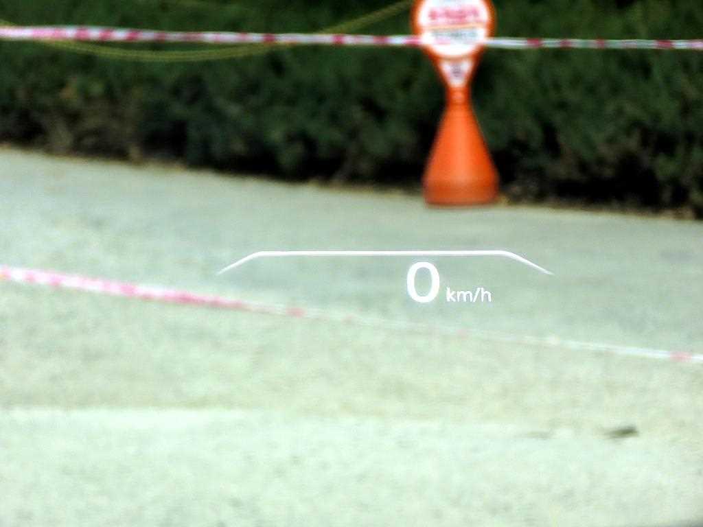 Genesis G80 - Vista 10