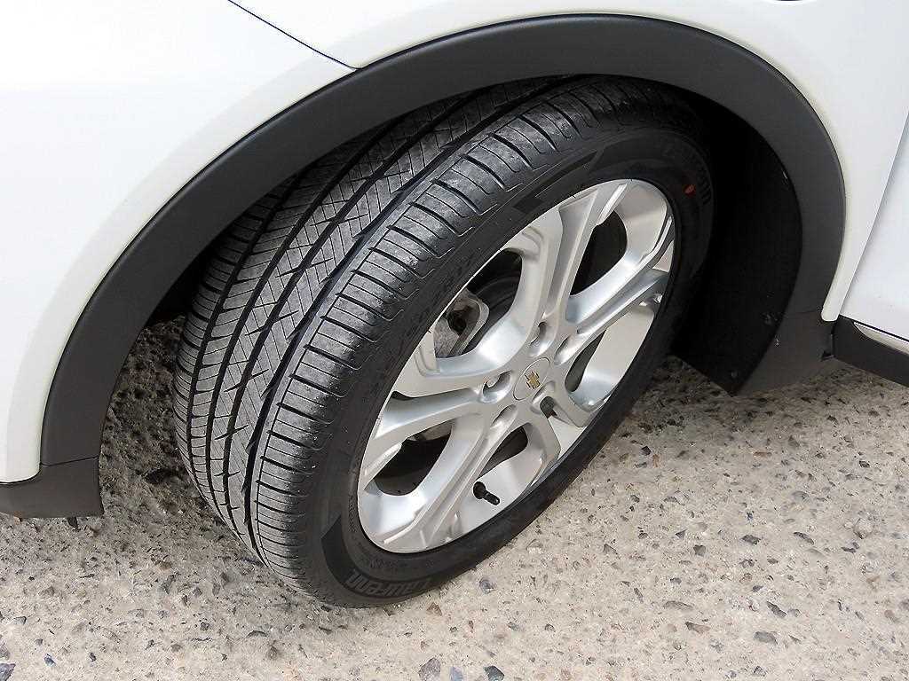 Chevrolet Bolt 2018 Blanco - Importación desde Corea - HF Imports Iquique - Foto 20