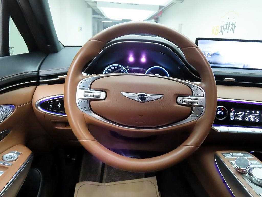 Genesis GV70 - Vista 7