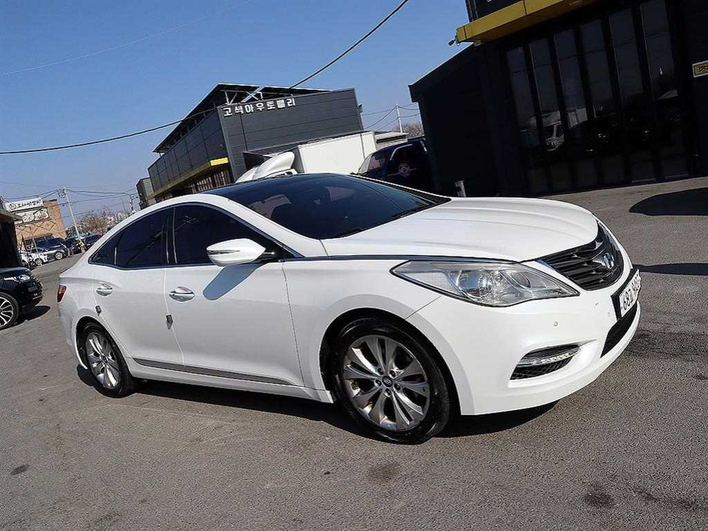 HYUNDAI Grandeur 2012 Blanco - Importación desde Corea - HF Imports Iquique - Foto 20