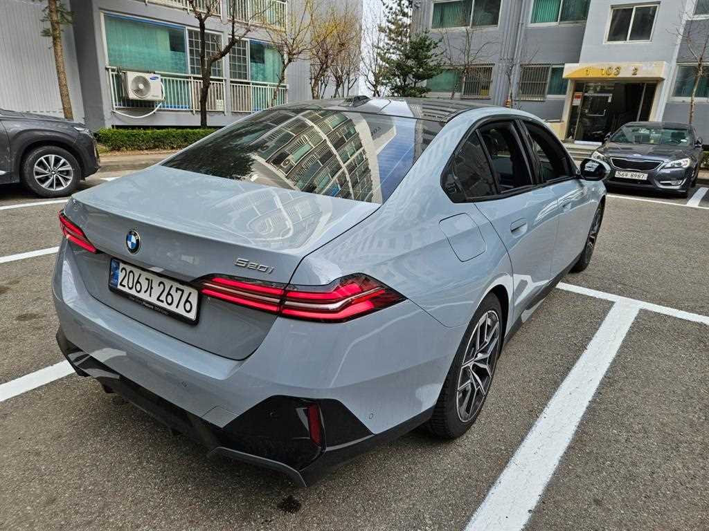 BMW 5 Series - Vista 6