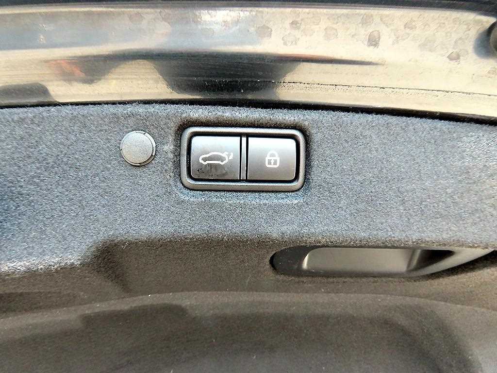 KIA K7 2018 Negro - Importación desde Corea - HF Imports Iquique - Foto 17