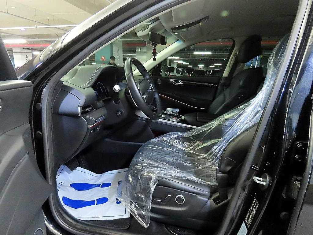 Genesis GV80 - Vista 6