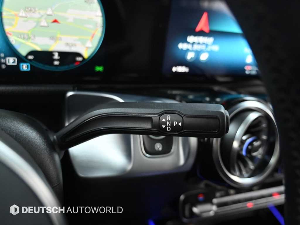 Mercedes Benz GLB Class - Vista 9