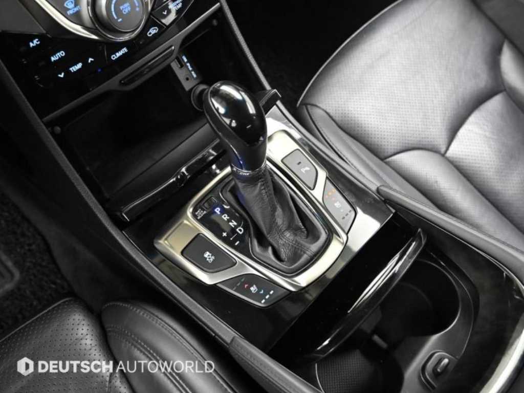 HYUNDAI Grandeur - Vista 9