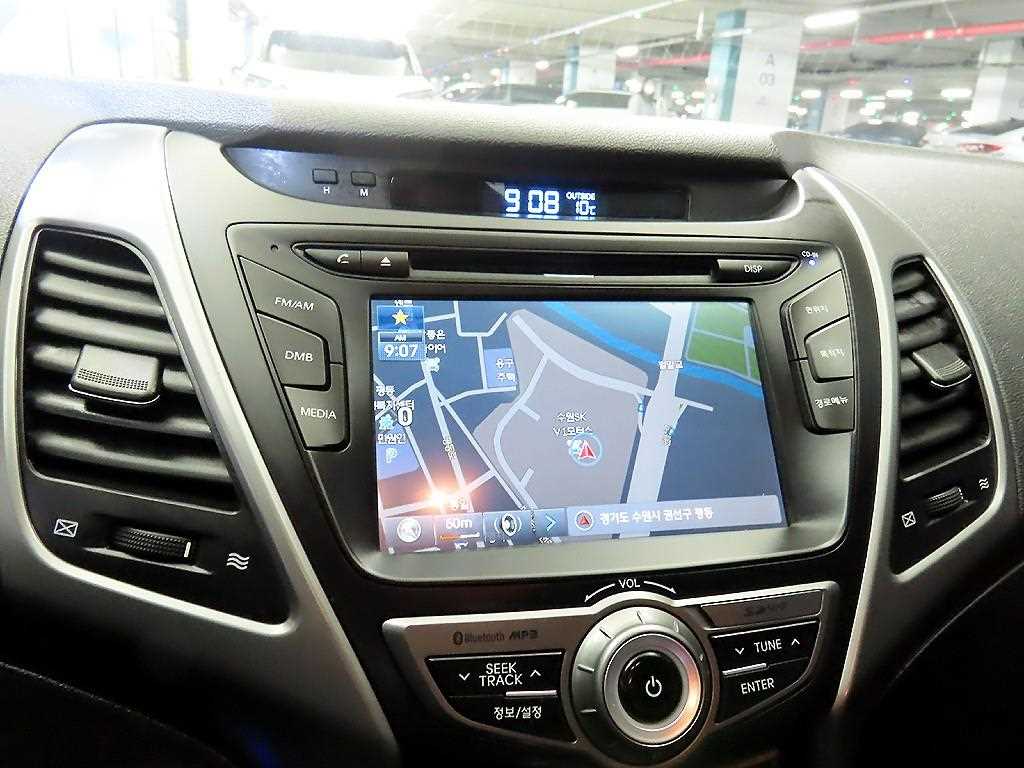 HYUNDAI Avante 2014 Gris - Importación desde Corea - HF Imports Iquique - Foto 13