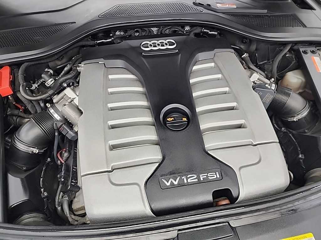 Audi A8 - Vista 5