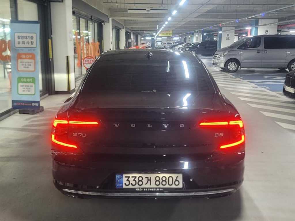 Volvo S90 - Vista 5
