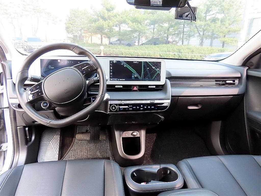 HYUNDAI Ioniq 5 - Vista 7