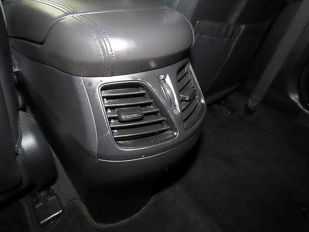 HYUNDAI Grandeur 2014 Plateado - Importación desde Corea - HF Imports Iquique - Foto 17