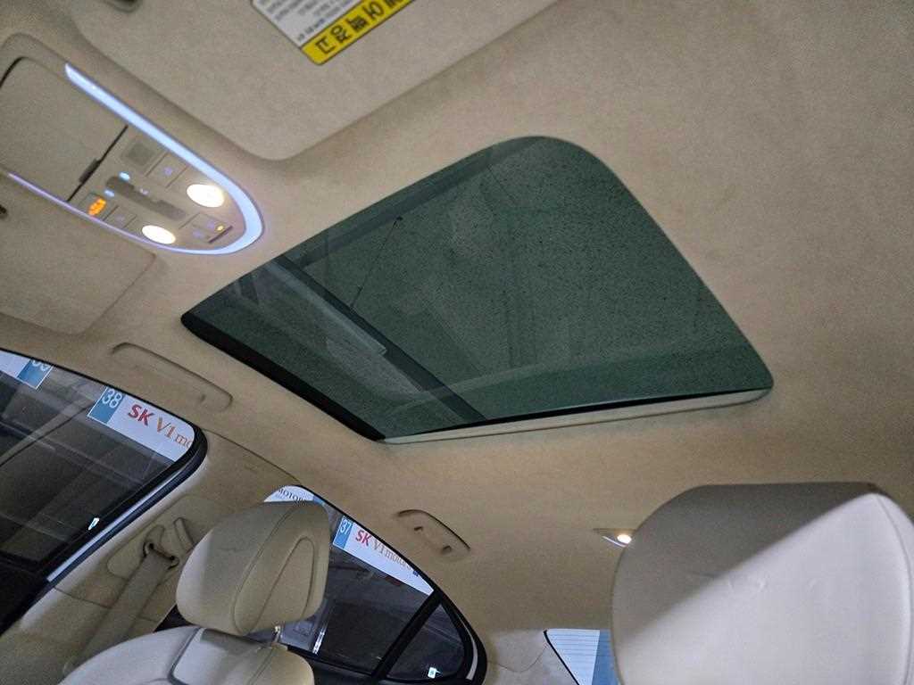 Genesis G70 2018 Blanco - Importación desde Corea - HF Imports Iquique - Foto 17