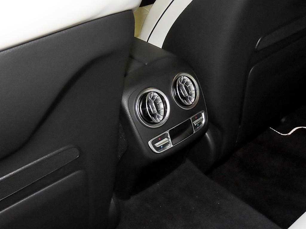 Mercedes Benz CLS Class 2022 Gris - Importación desde Corea - HF Imports Iquique - Foto 14