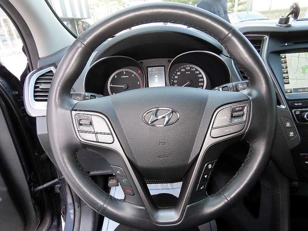 HYUNDAI Santa Fe - Vista 8