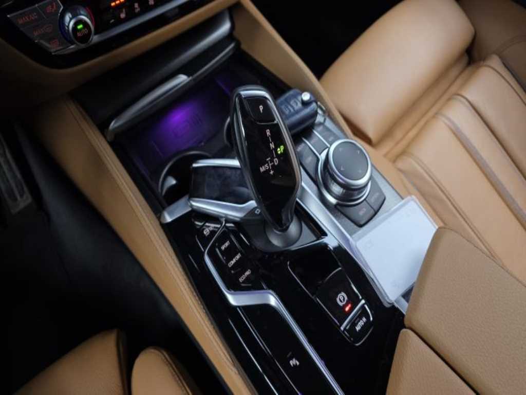 BMW 5 Series - Vista 9