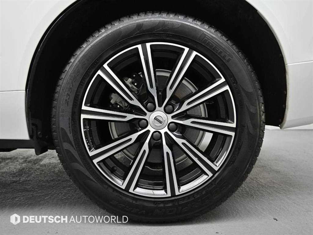 Volvo XC60 - Vista 5