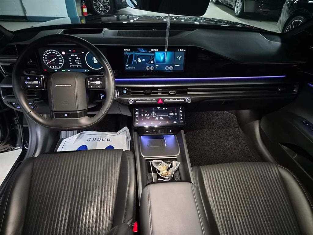 HYUNDAI Grandeur - Vista 10