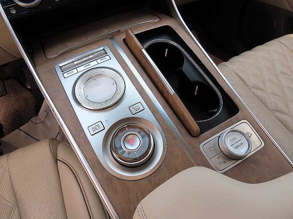 Genesis GV80 - Vista 11