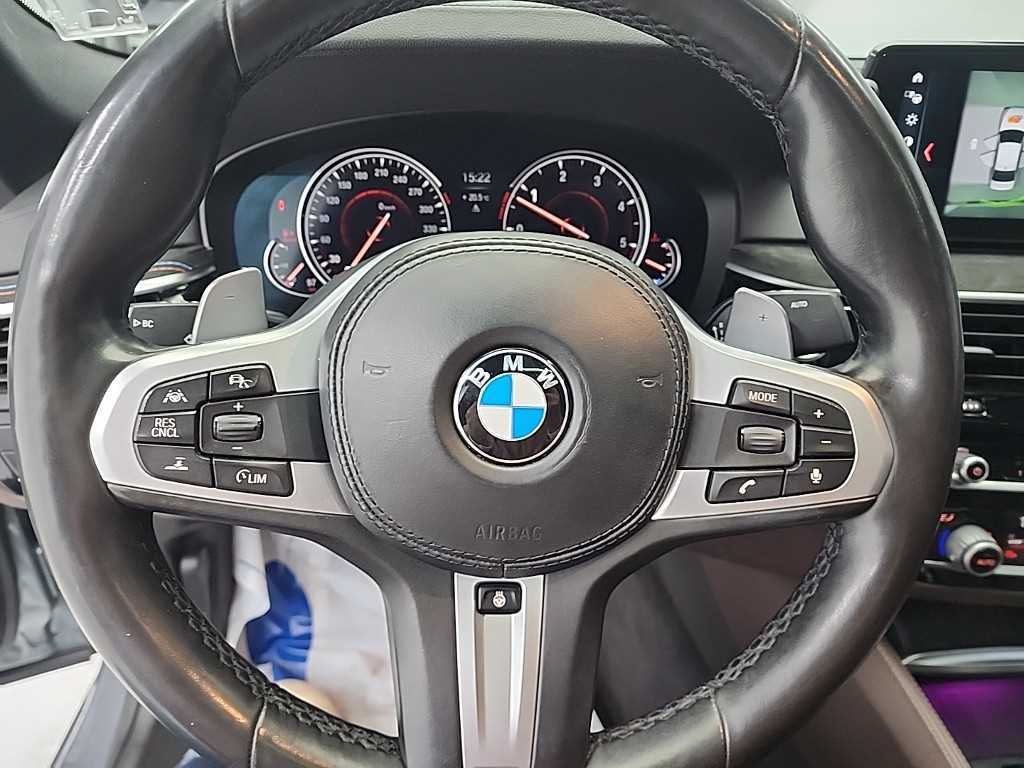 BMW 5 Series - Vista 9