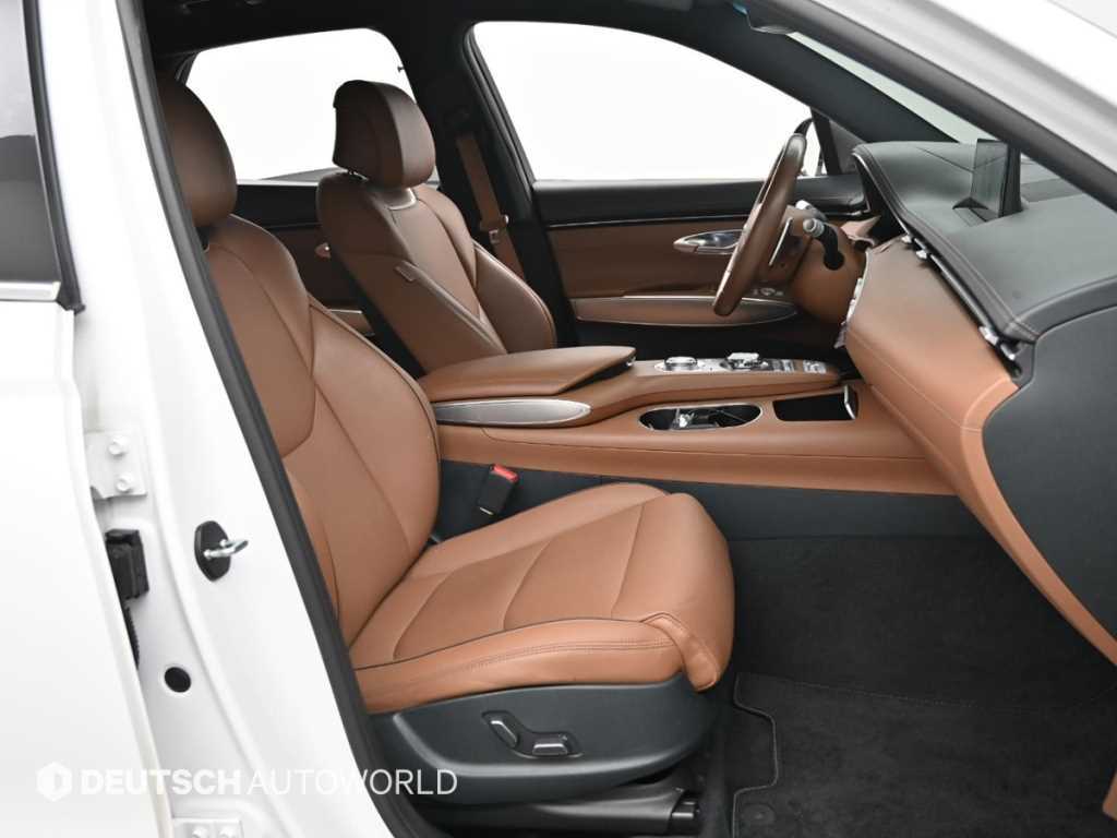 Genesis GV70 - Vista 10