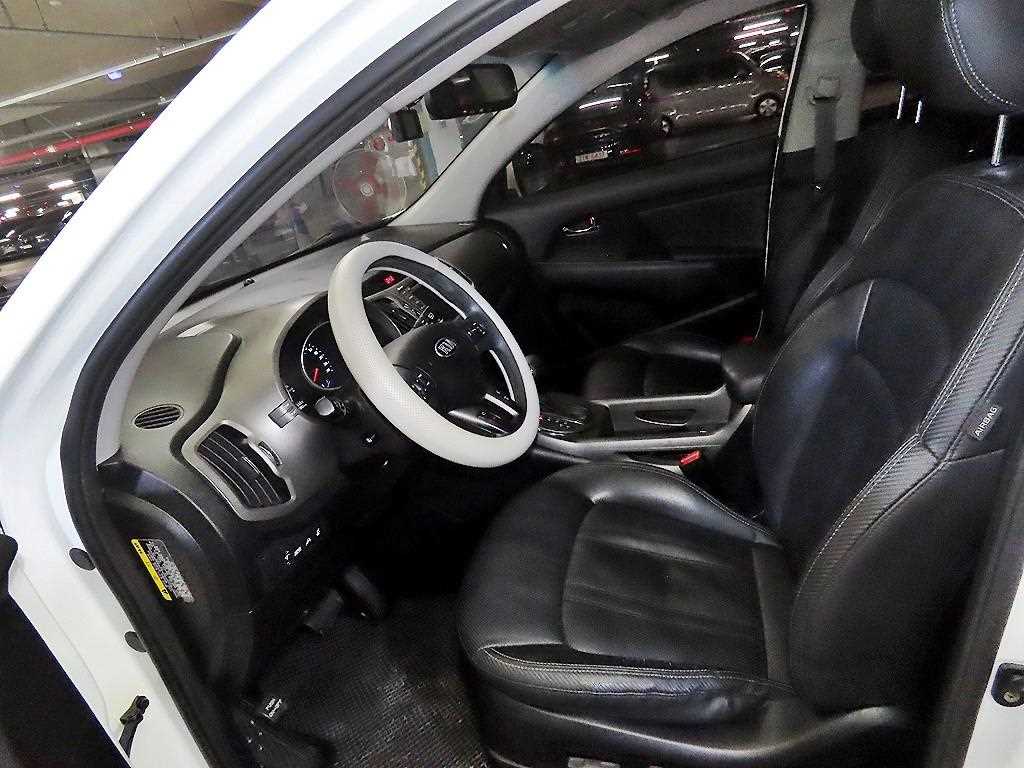 KIA Sportage - Vista 6