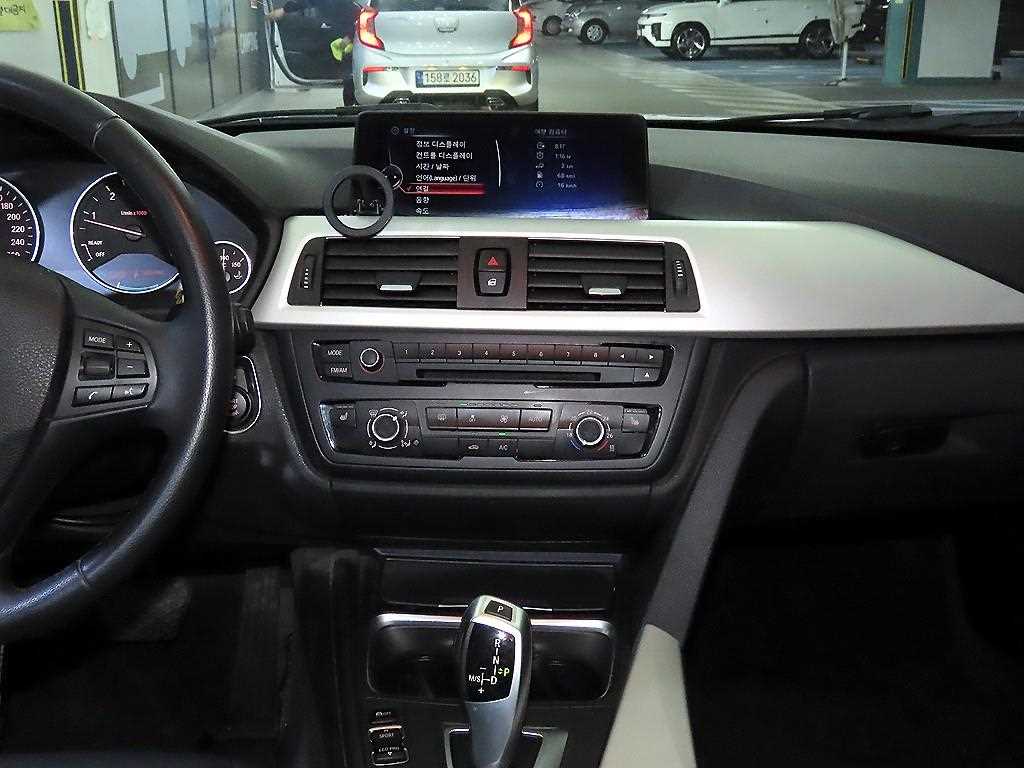 BMW 3 series - Vista 11