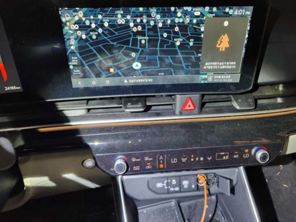 KIA Carnival - Vista 8