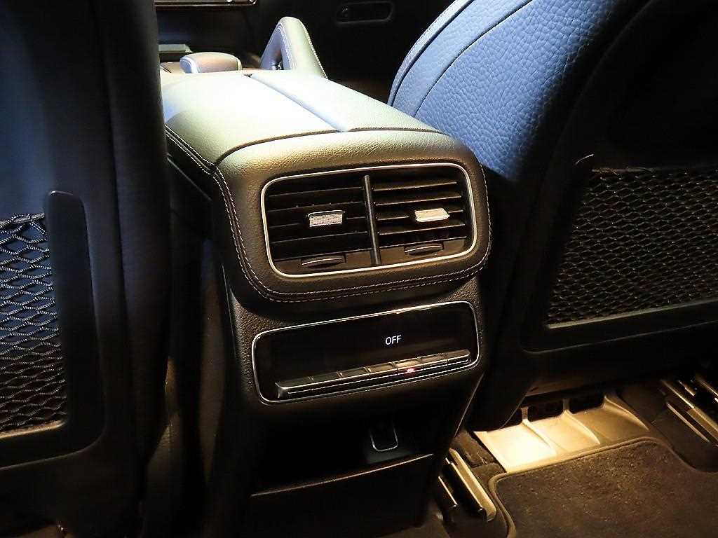 Mercedes Benz GLE Class 2020 Negro - Importación desde Corea - HF Imports Iquique - Foto 14