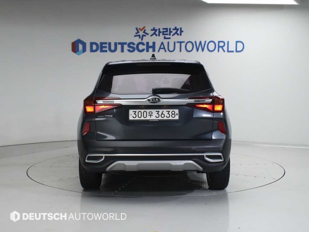 KIA Seltos - Vista 4