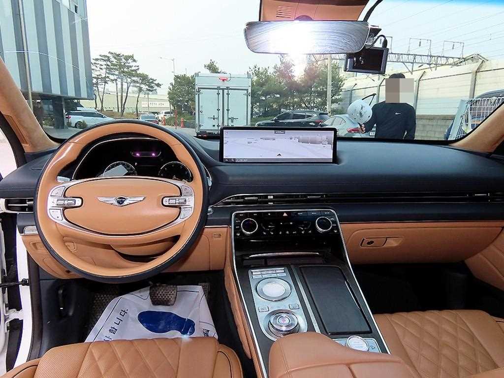 Genesis GV80 - Vista 7