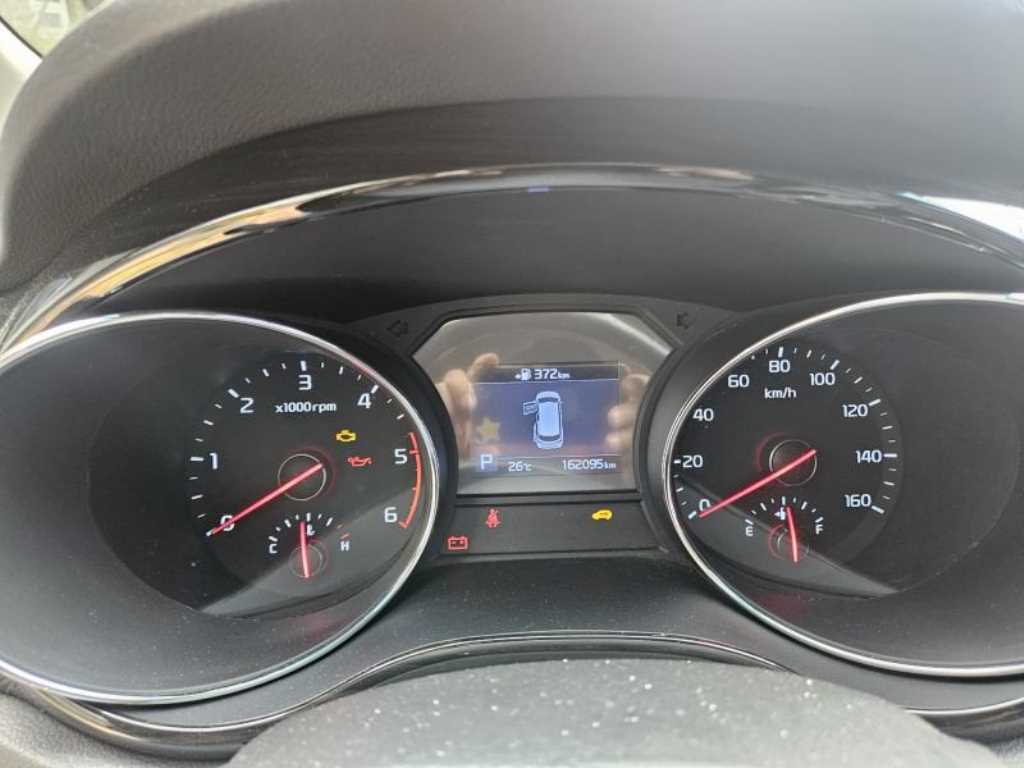 KIA Carnival - Vista 10