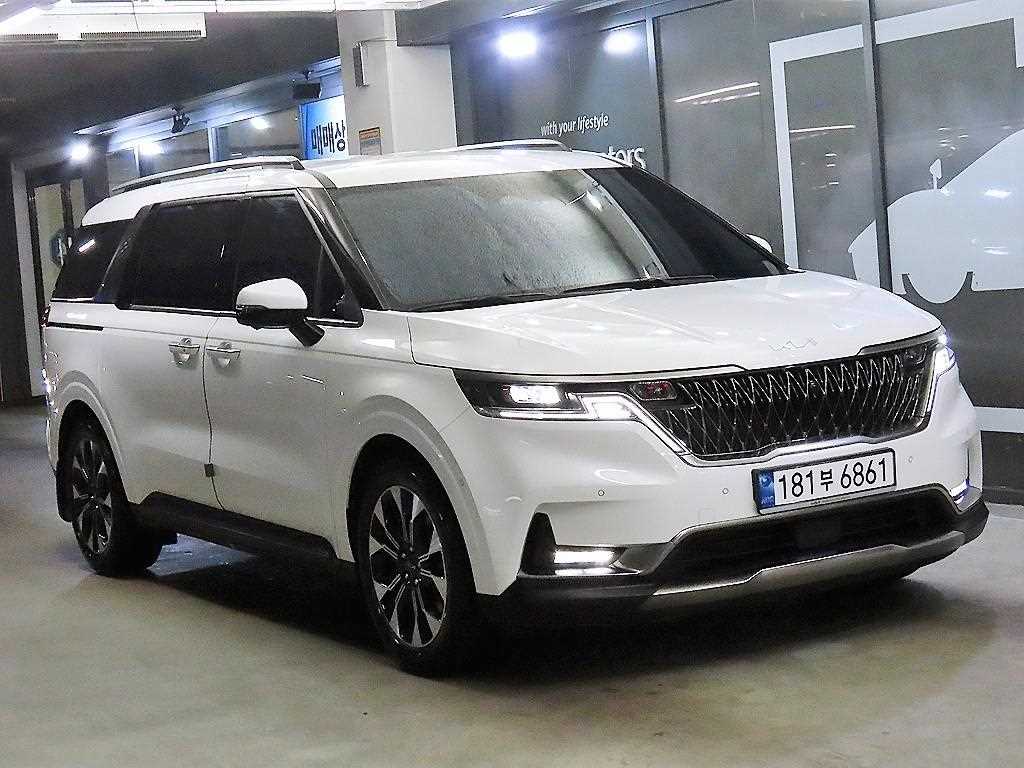 KIA Carnival 2023 Blanco - Importación desde Corea - HF Imports Iquique - Foto 1