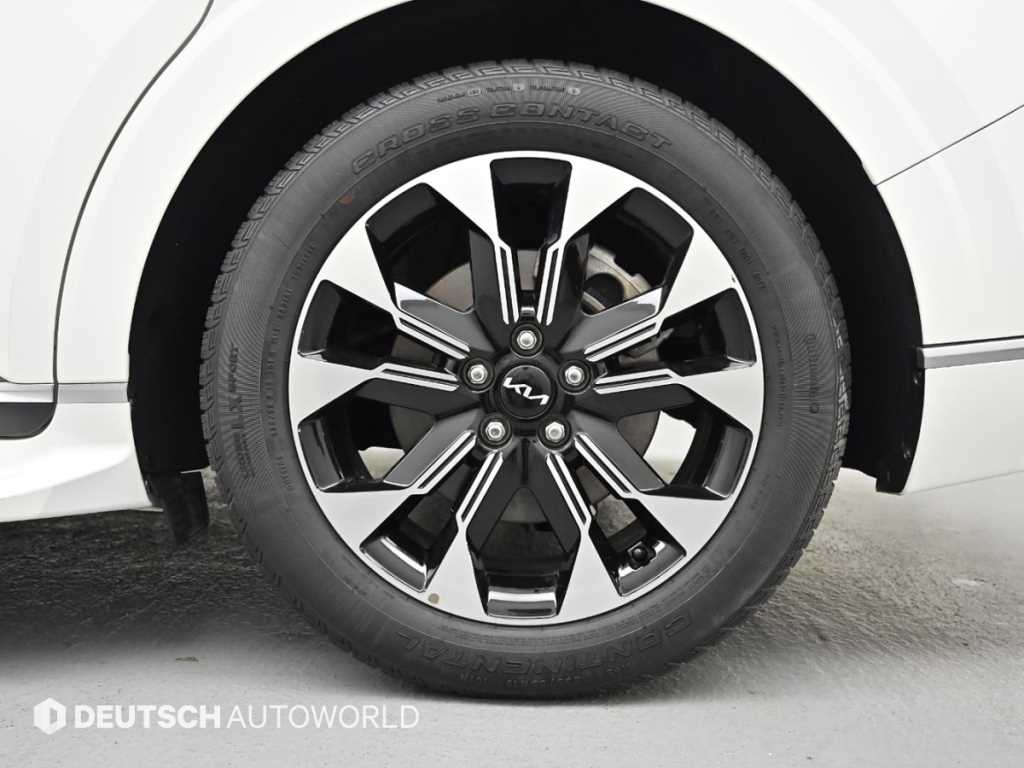 KIA Carnival - Vista 5